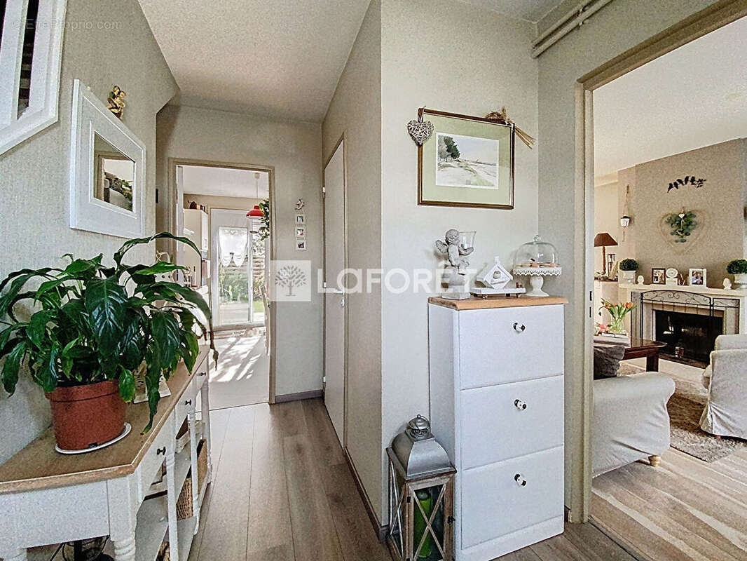 Maison à VERNEUIL-SUR-SEINE