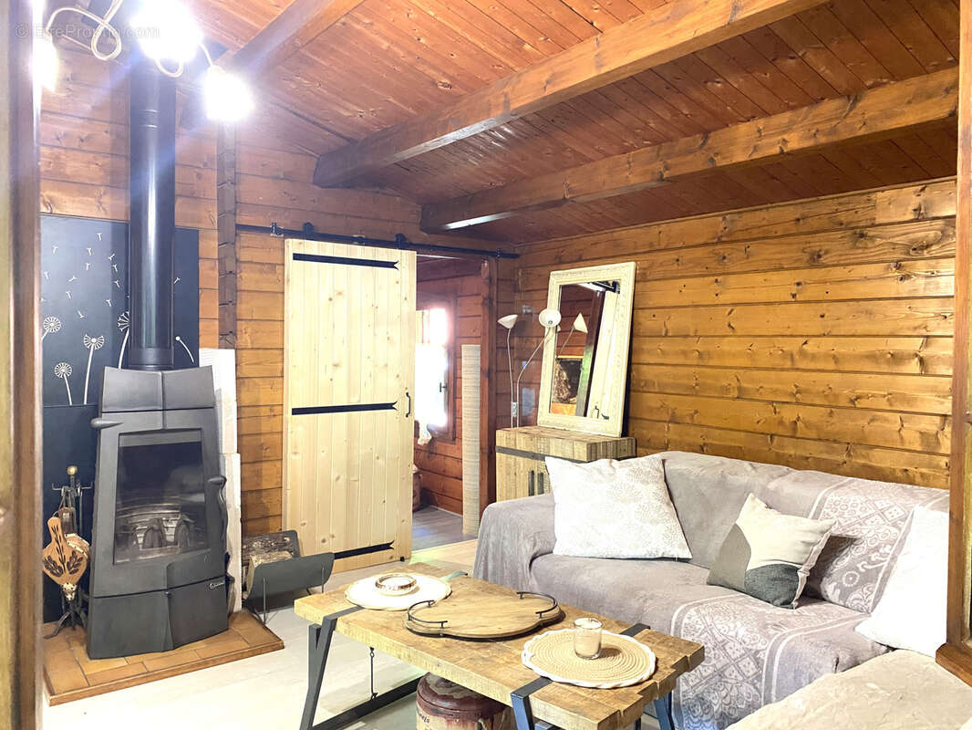 Maison à BAZOCHES-SUR-LE-BETZ