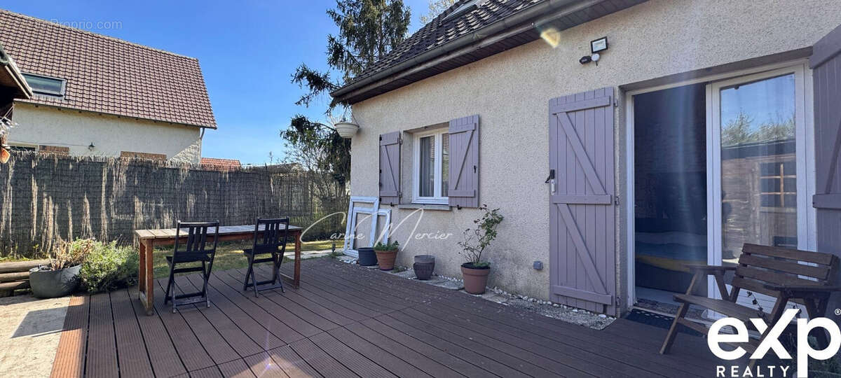 Appartement à BAZAINVILLE