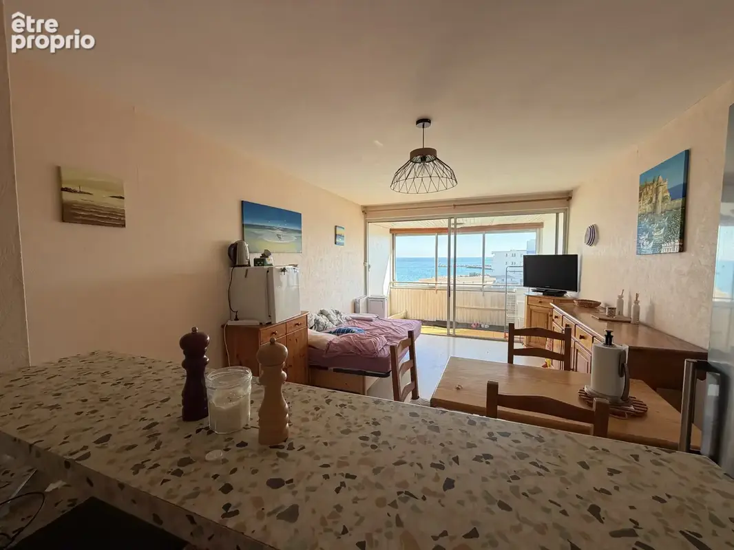 Le barcarès   front de mer   t2 vue mer avec piscine, accès direct plage et parking privatif - photo 3