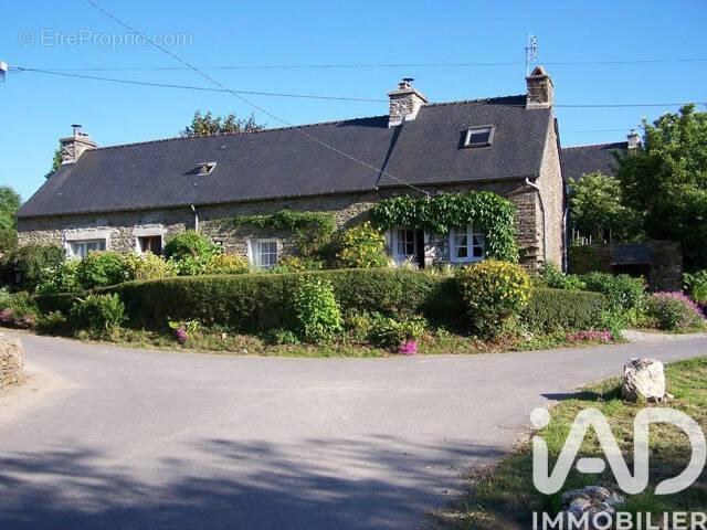Photo 1 - Maison à CARHAIX-PLOUGUER