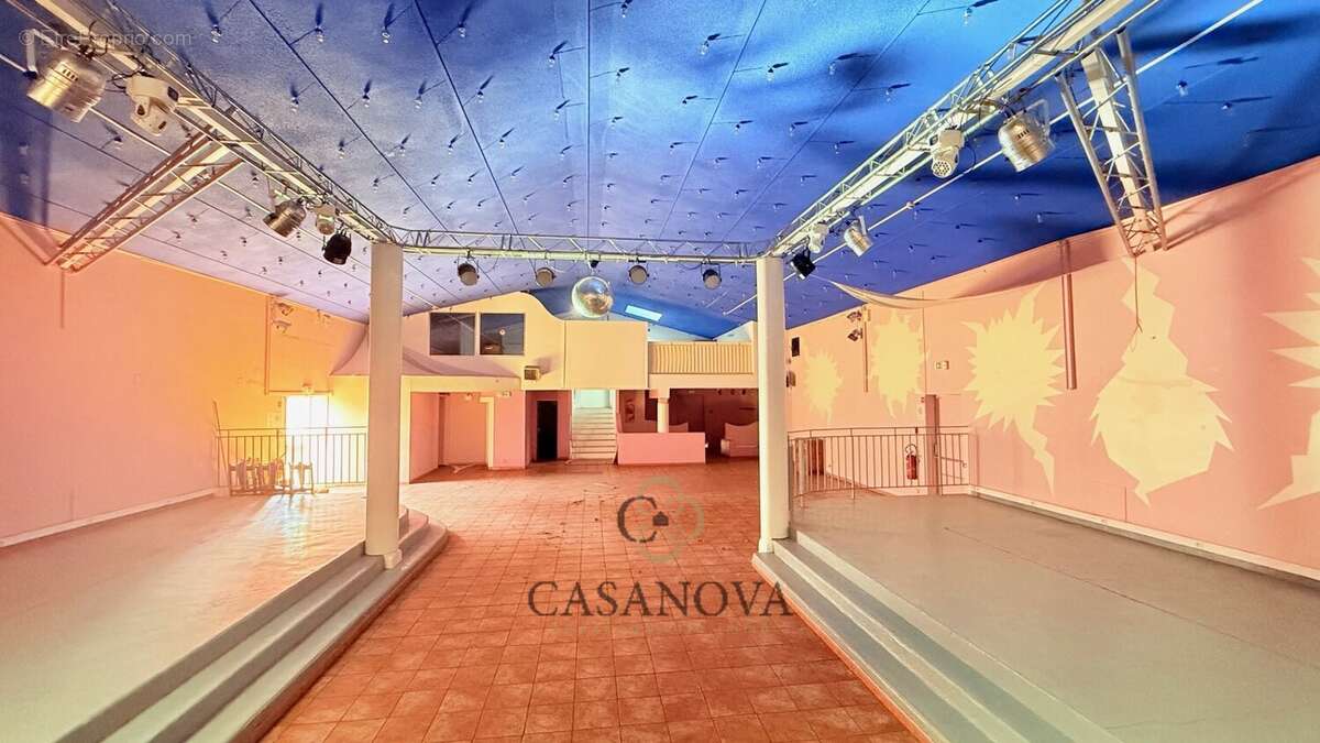 Maison à VILLENEUVE-LES-BEZIERS