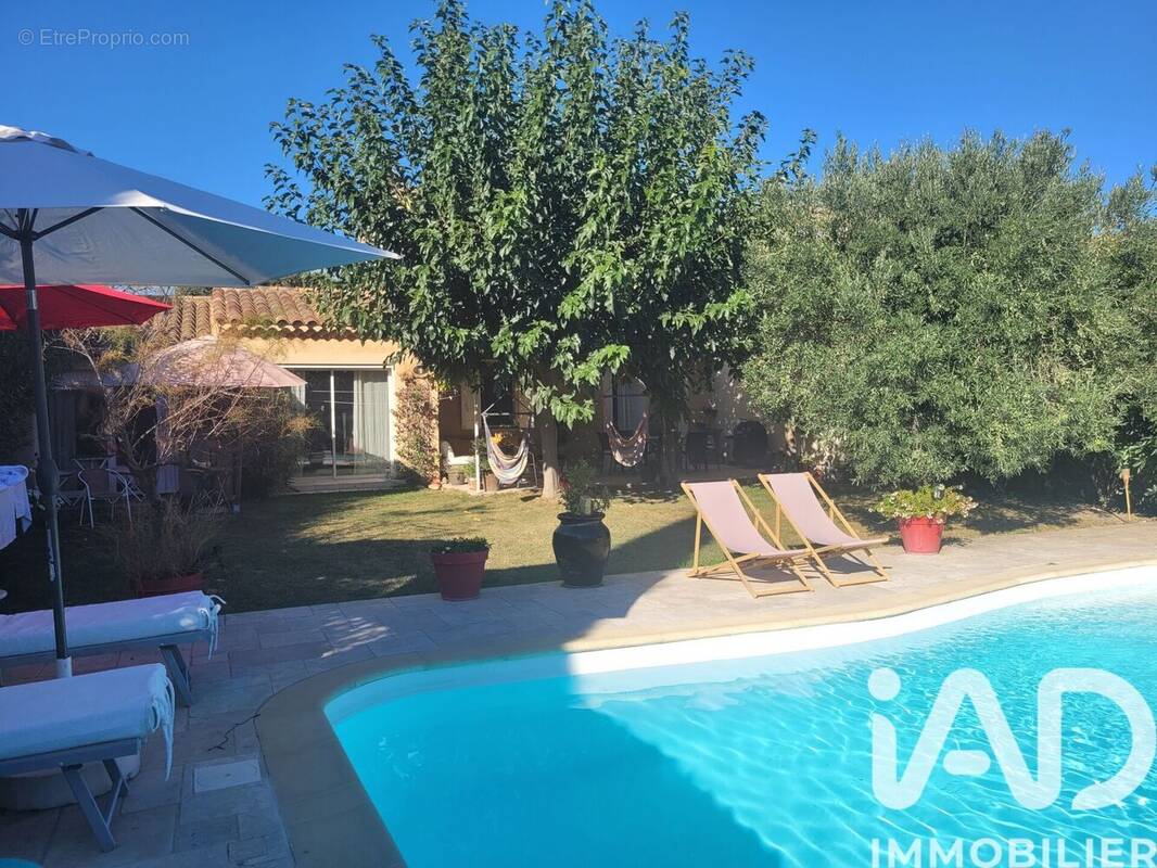 Photo 1 - Maison à VEDENE