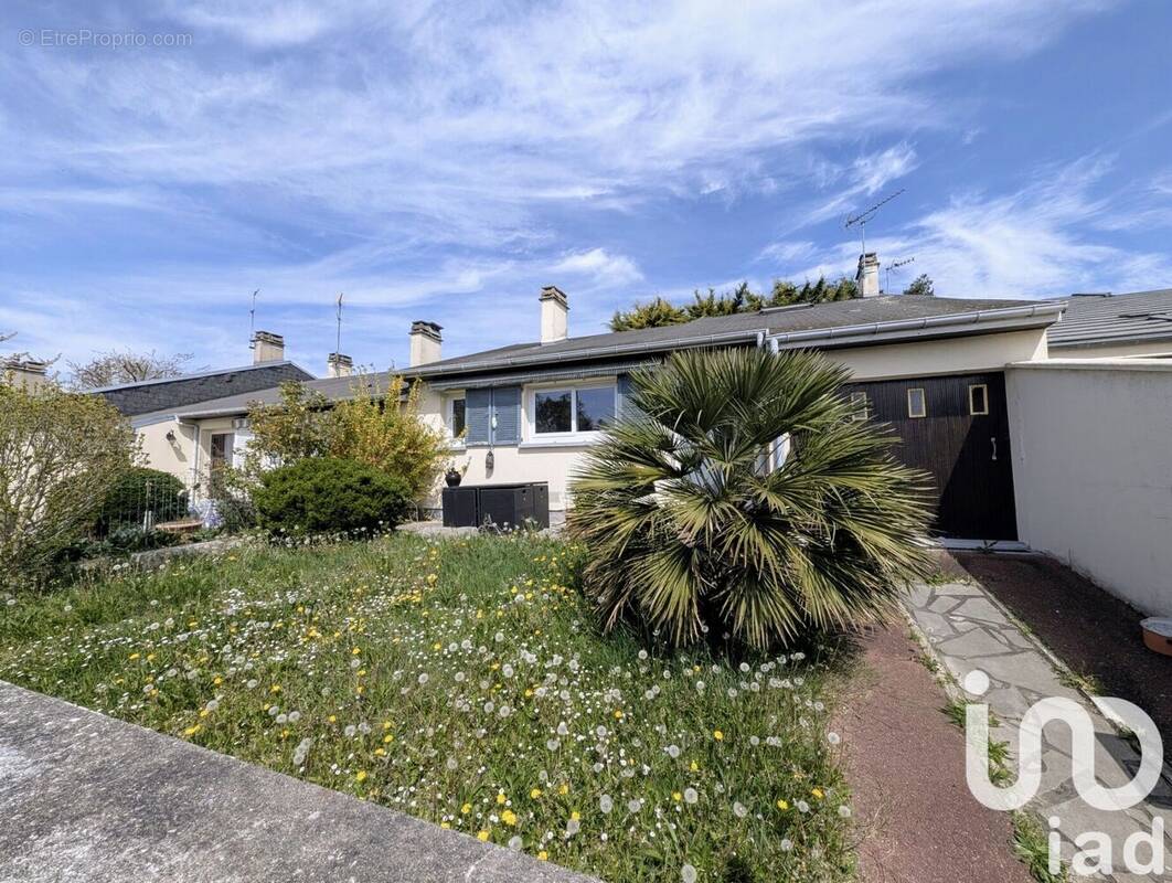 Photo 1 - Maison à MARGENCY