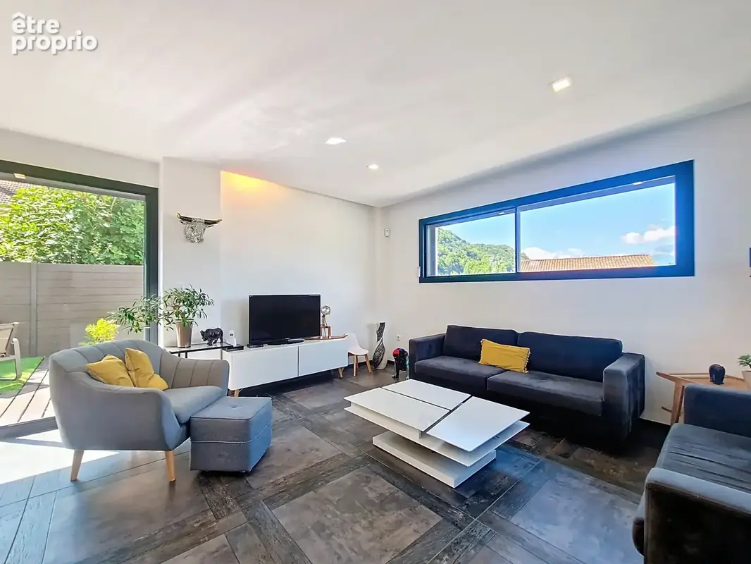 Entre maison et loft dans un esprit familiale superbe rénovation avec terrasses, vue, T6 - photo 11
