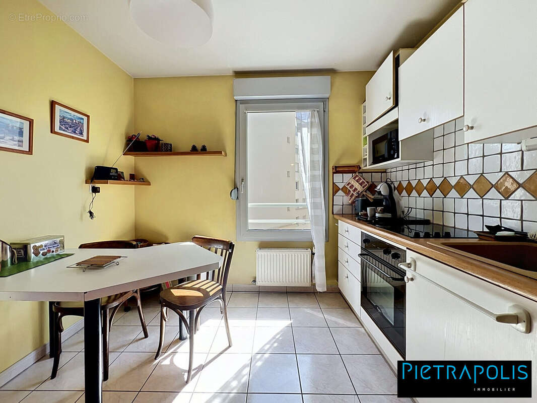 Appartement 83 m² à Oullins  - photo 5