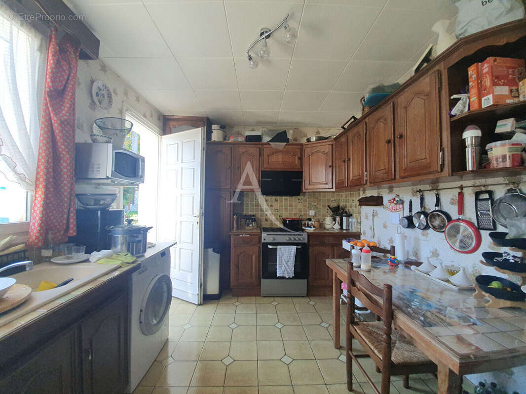 Maison à LES MUREAUX