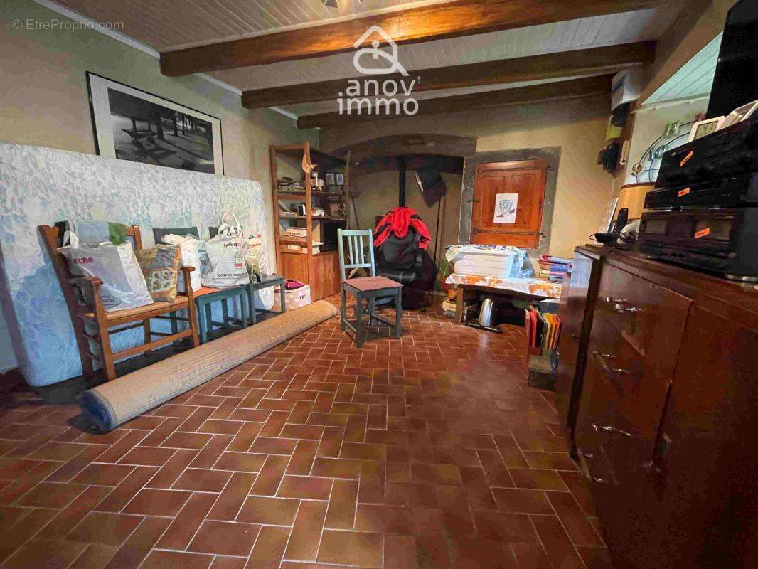 Cantal - RETOUR A LA VENTE -  Charmante maison de village- - photo 4