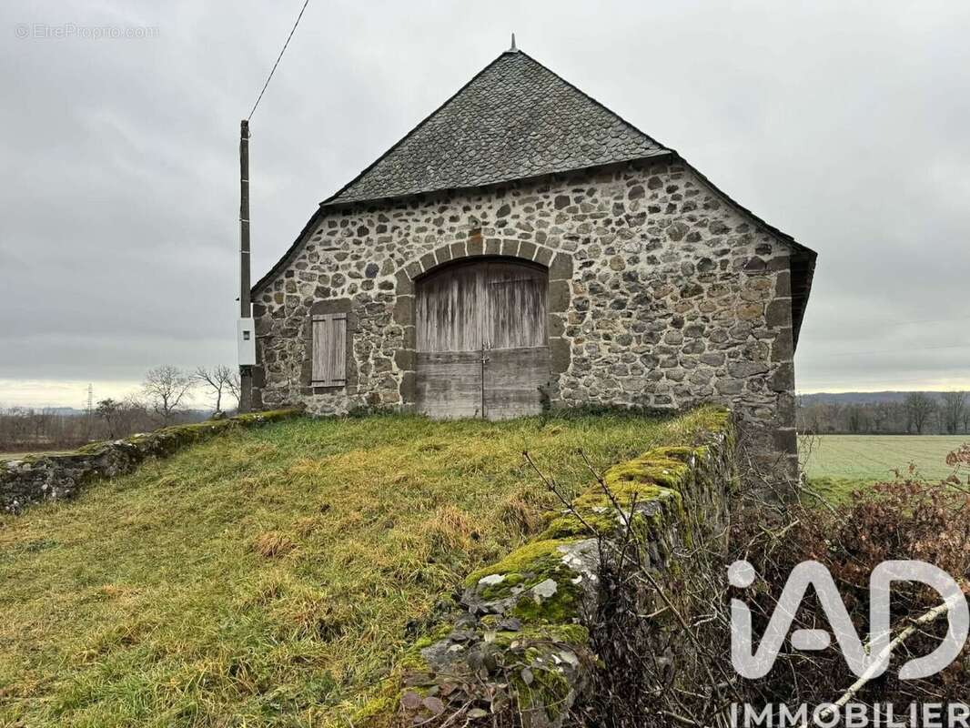 Maison 470 m² à Brommat  - photo 5