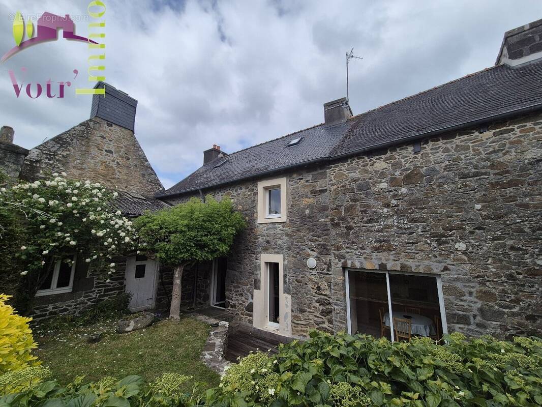 Maison à HOPITAL-CAMFROUT