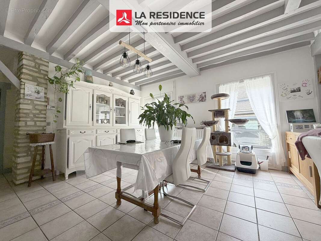 Maison 7 pièces 177 m² à vendre à Gadencourt (27120) - photo 2