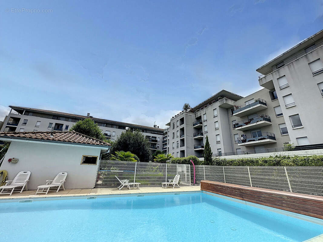 Appartement à L&#039;ISLE-D&#039;ABEAU