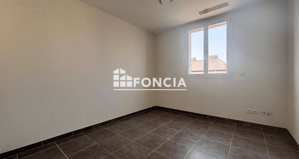 Maison à VILLENEUVE-LES-BEZIERS