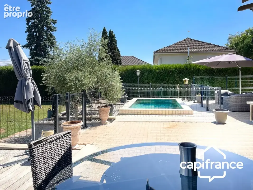 Maison à vendre 8 pièces LE BOUCHAGE (38) - photo 2