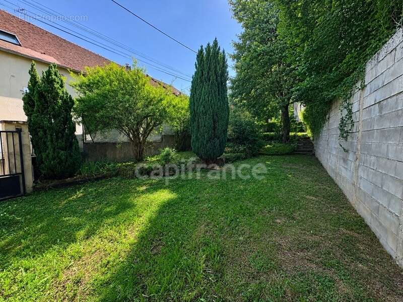 Maison à vendre 4 pièces LAROCHE SAINT CYDROINE (89) - photo 9