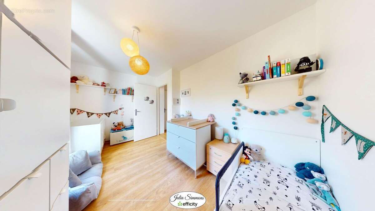 Appartement à MAREIL-MARLY