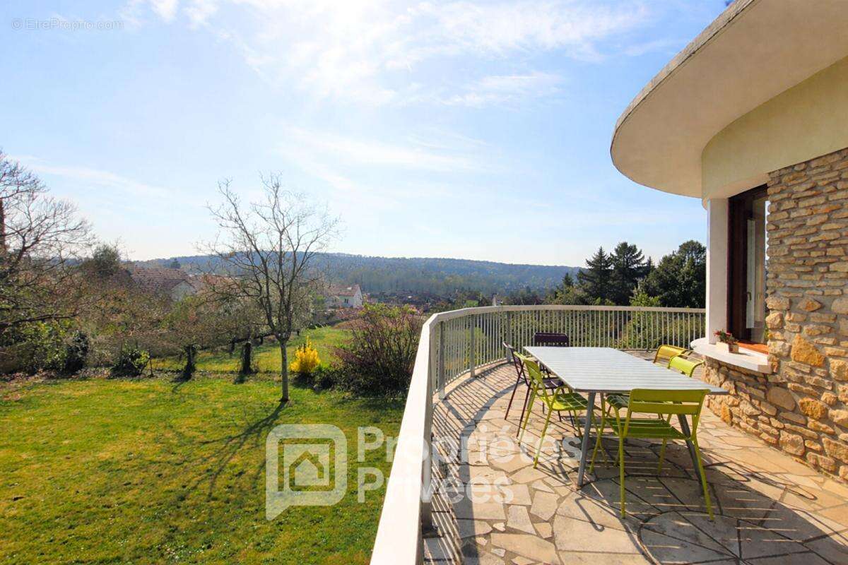 Maison à MARCOUSSIS