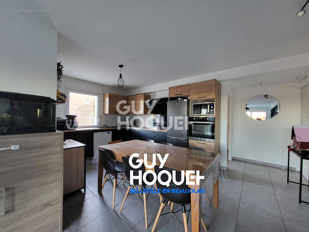 Appartement à BELLEVILLE