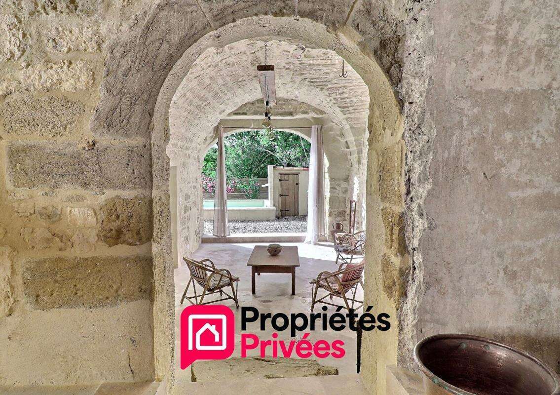 Proche Uzès, mas de village avec piscine - photo 3