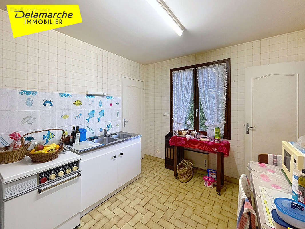 Maison à SAINT-SAUVEUR-LA-POMMERAYE