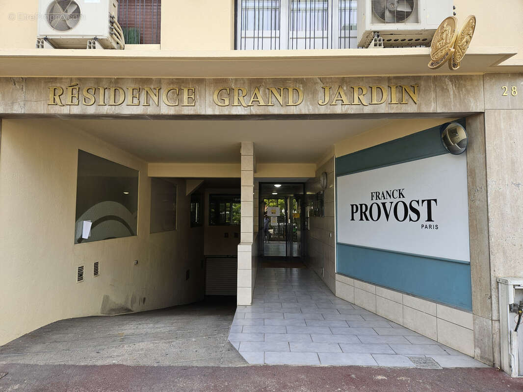 Appartement à VENCE