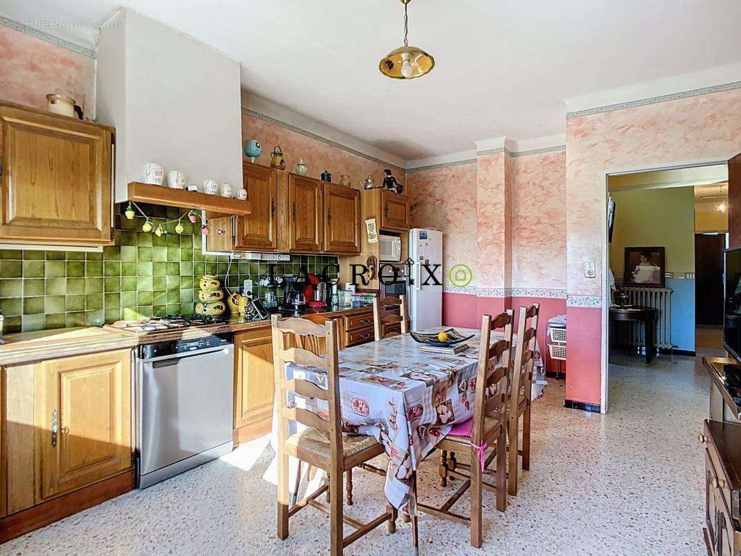 Maison à PERNES-LES-FONTAINES