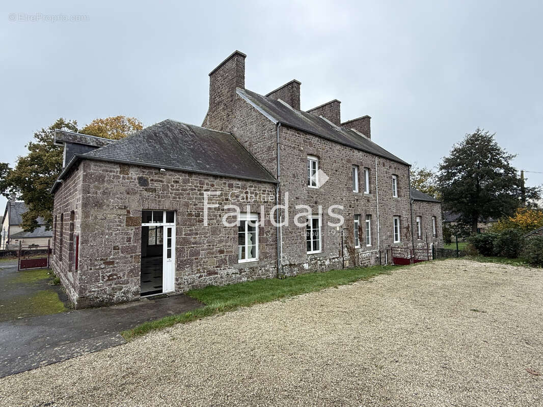 Maison à GOURFALEUR