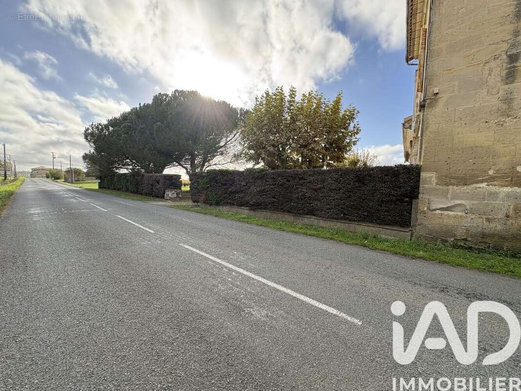 Photo 7 - Maison à LUSSAC