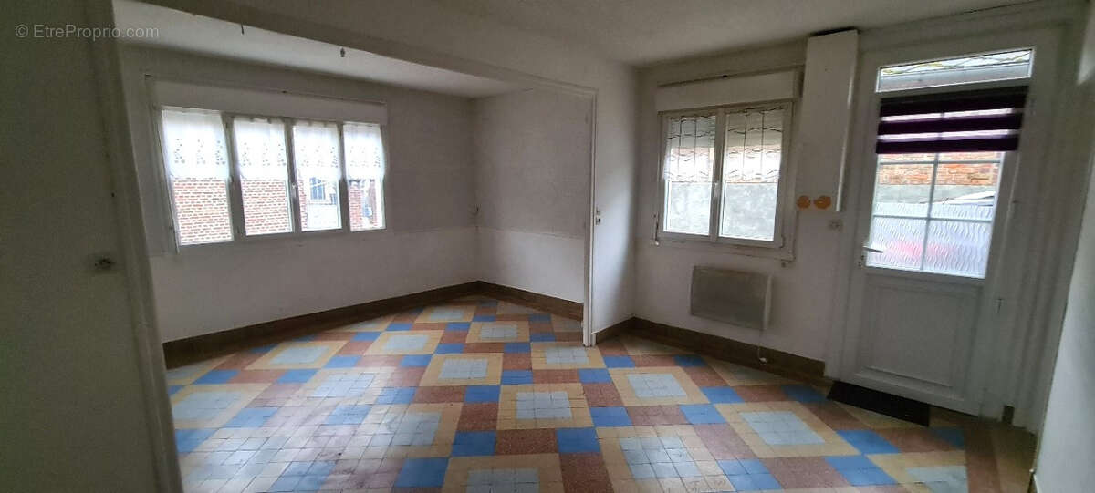 Maison à BETHENCOURT-SUR-MER