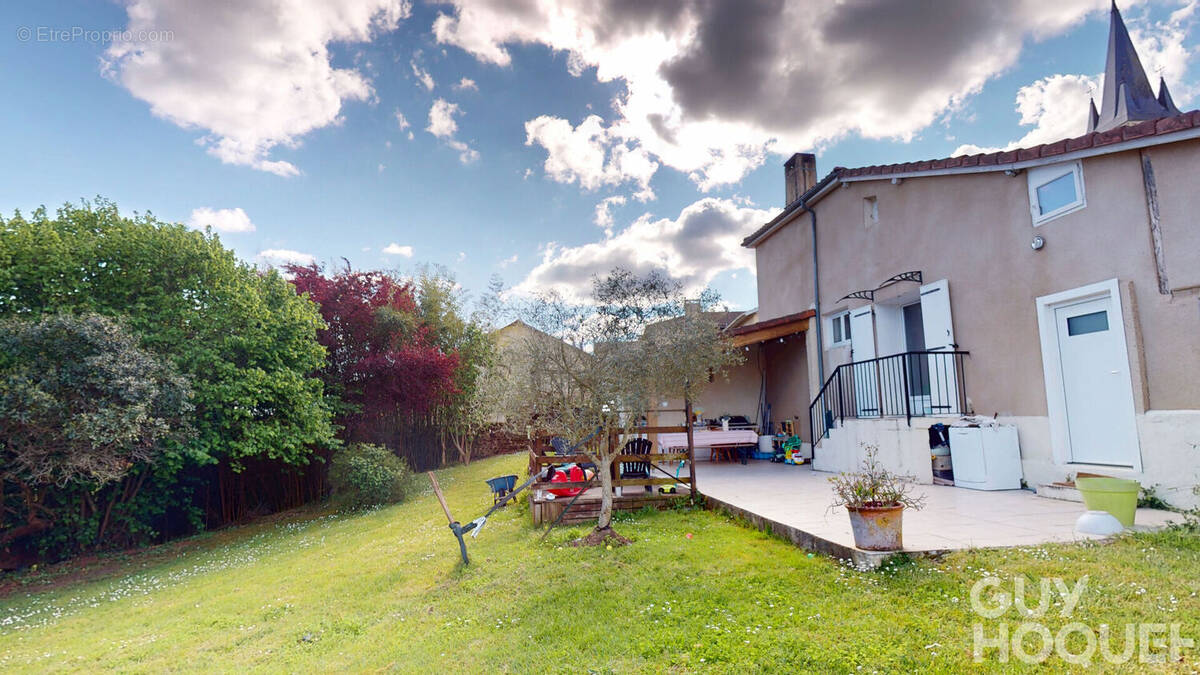 Maison à HAGETMAU