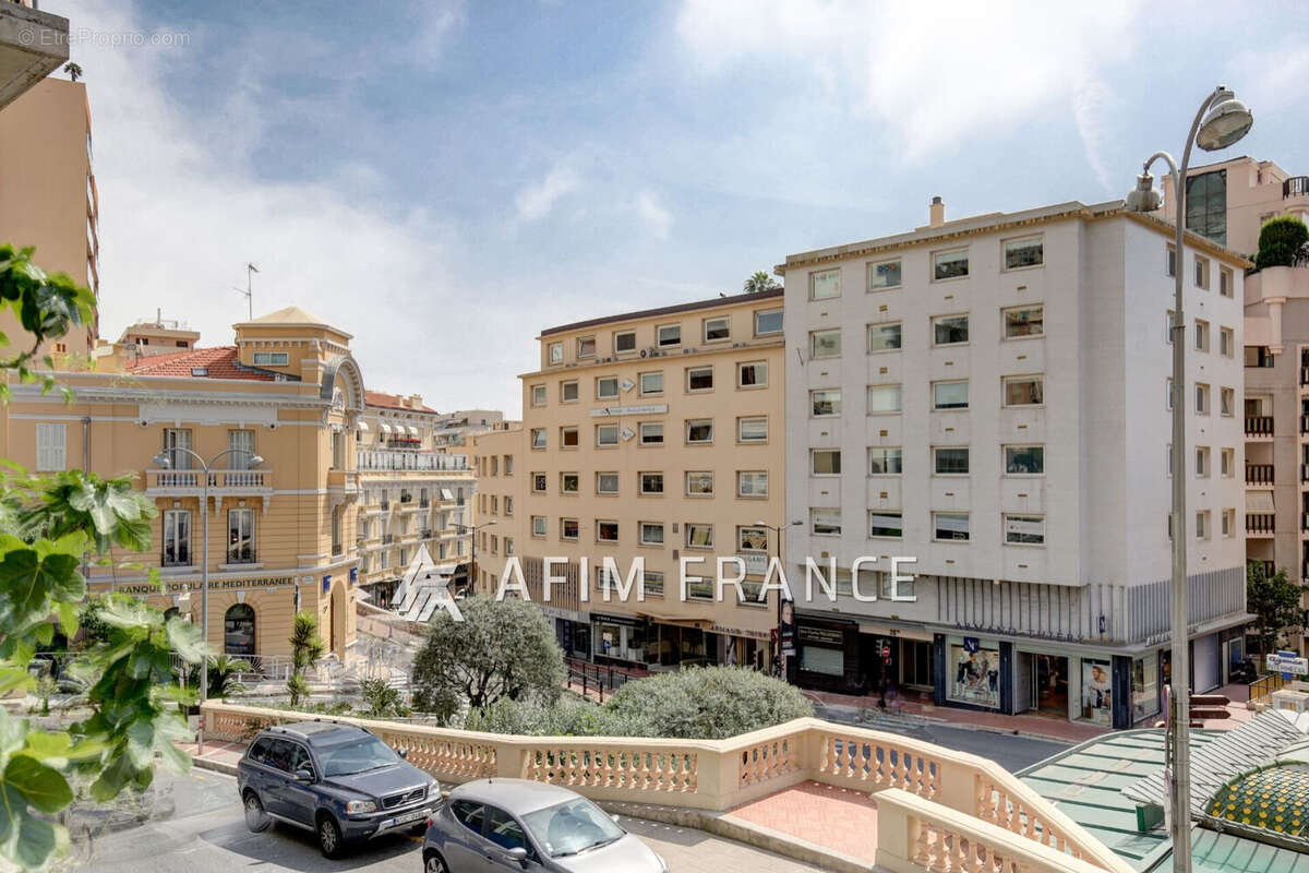 Appartement à BEAUSOLEIL