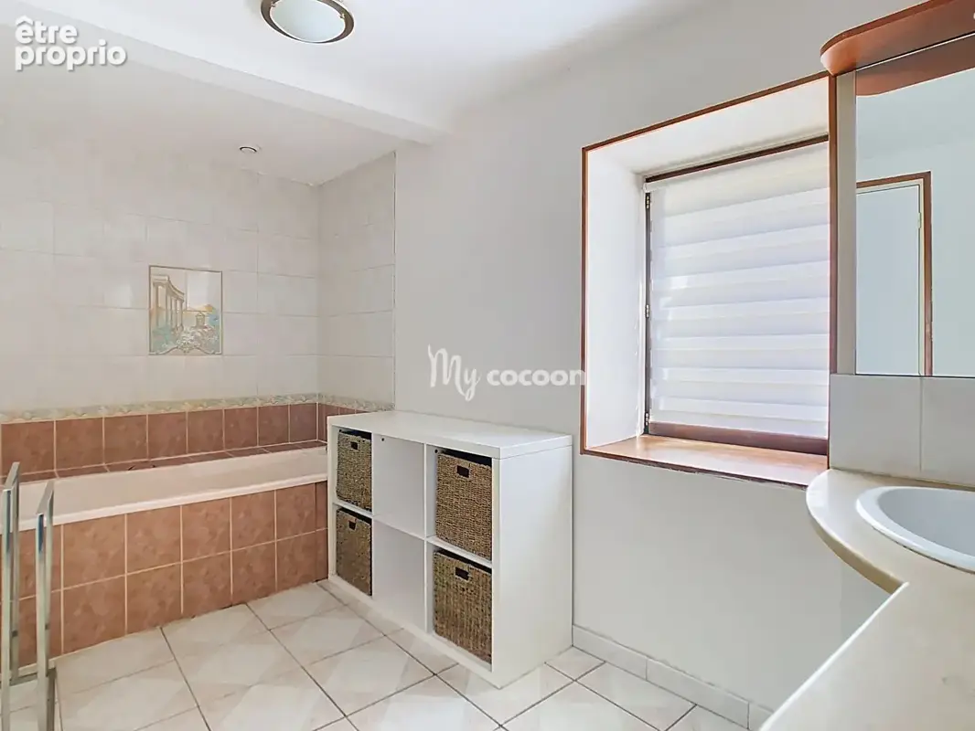Maison - T4 - 95 m² - photo 10