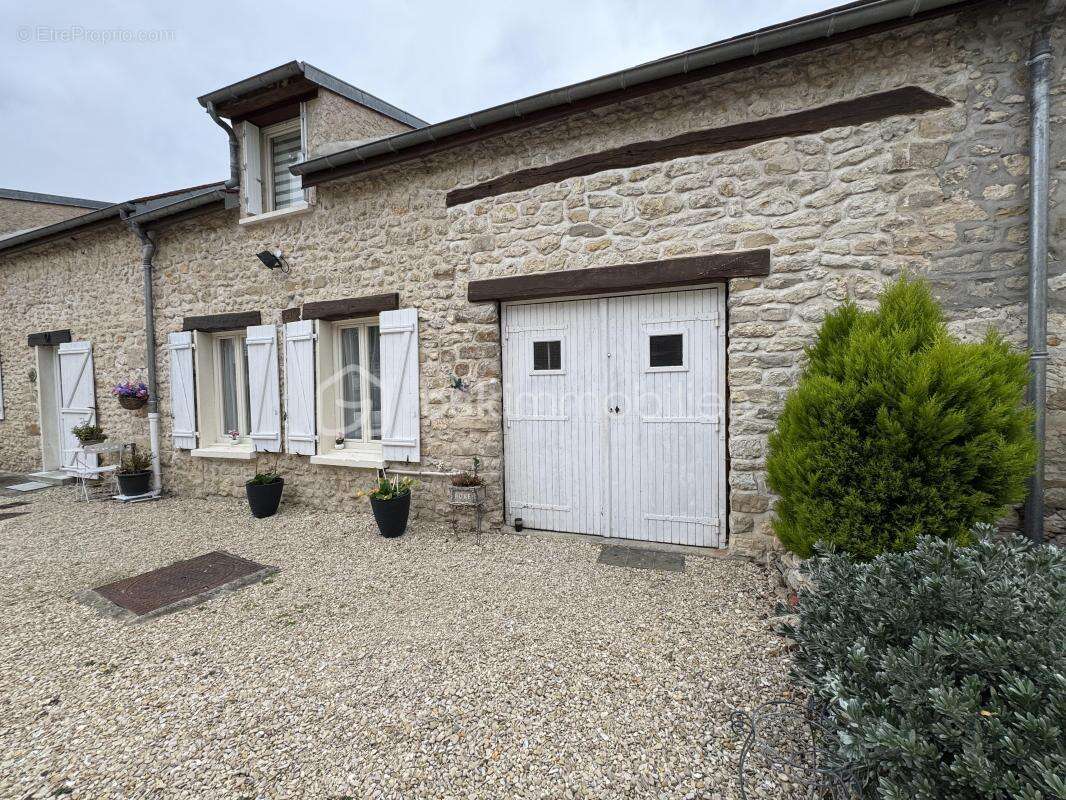 Maison à BOUTIGNY-SUR-ESSONNE