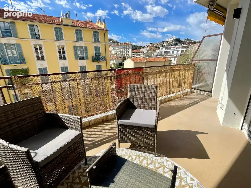 Nice centre/ Gambetta/ 2p neuf/ terrasse/ cave - photo 4