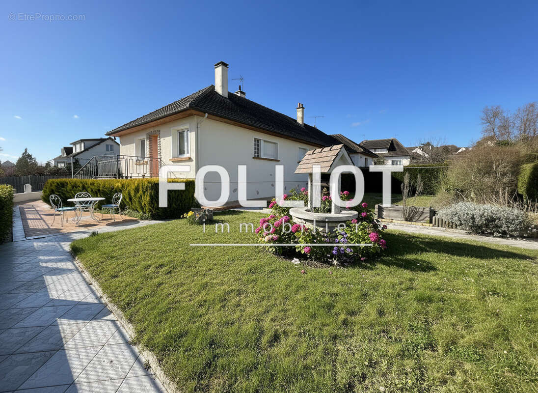 Maison à BRETTEVILLE-SUR-ODON