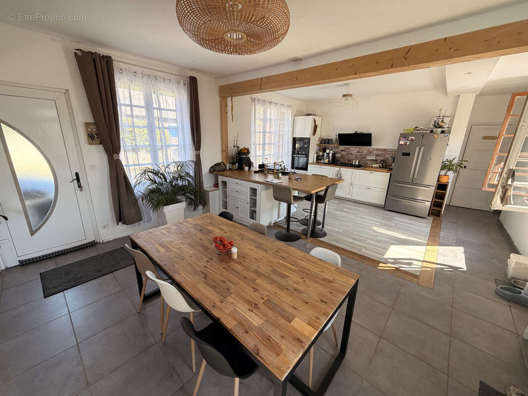À Saint-Quentin-La-Motte-Croix-Au-Bailly, Maison 3 pièces à vendre - photo 3