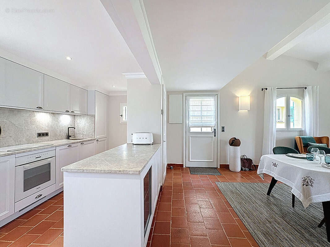 Appartement à LA MOTTE