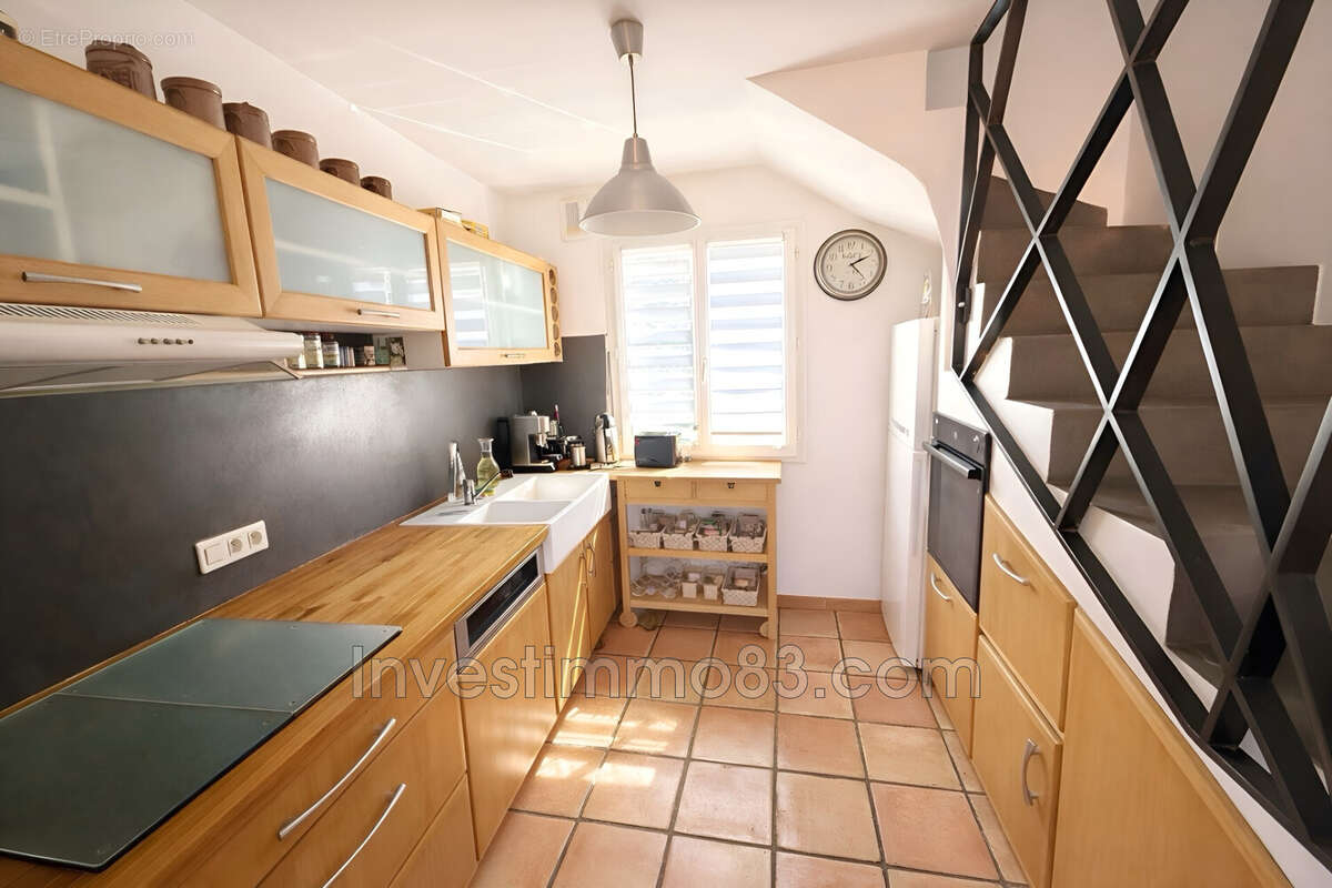 Appartement à ROUSSET