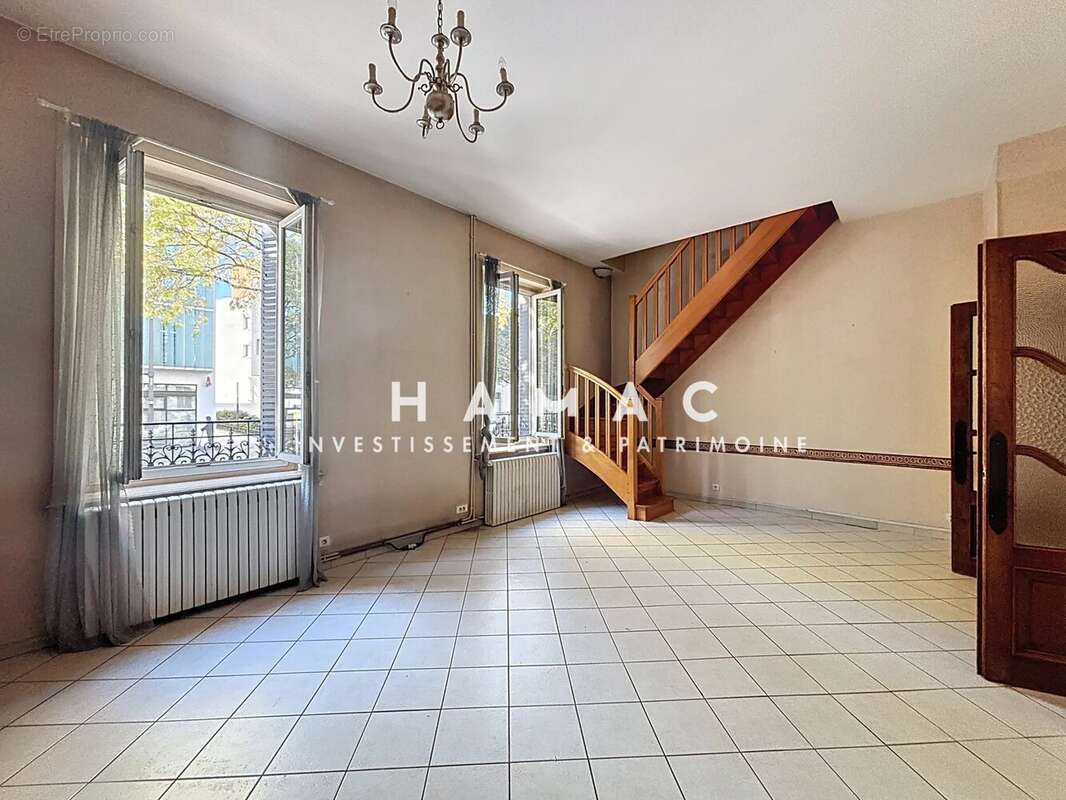 Appartement à LYON-7E