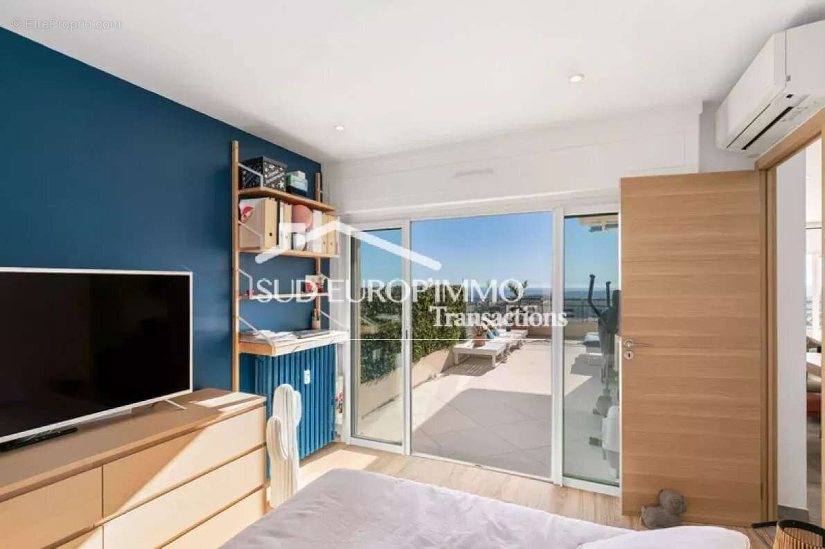 Appartement à VENCE