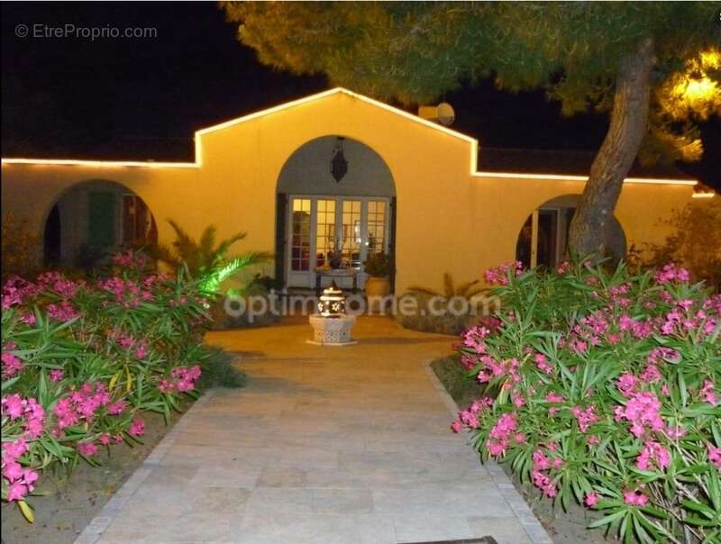 Maison à AIGUES-MORTES