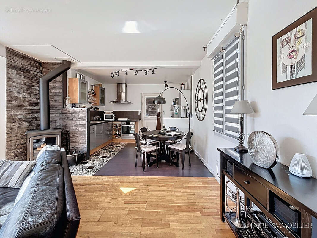 Maison à PIERREFONDS