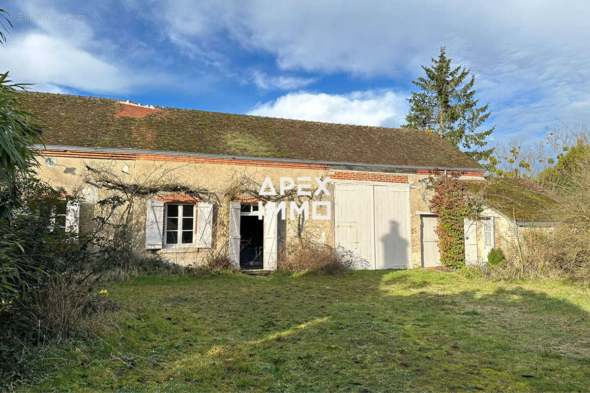 Maison à GUILLY