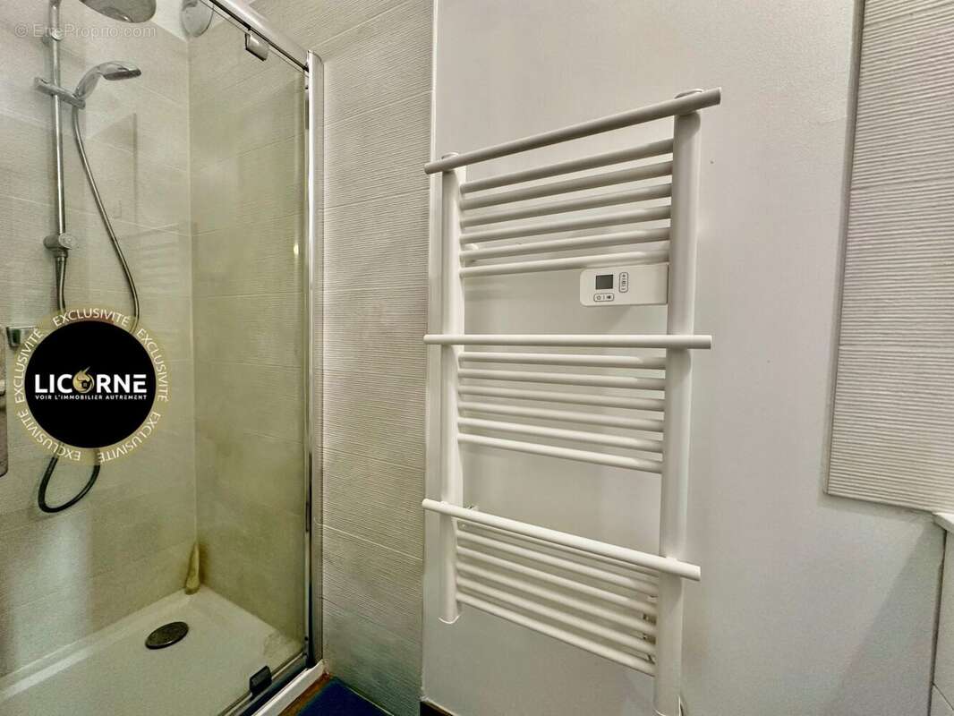 Appartement à LE PUY-SAINTE-REPARADE