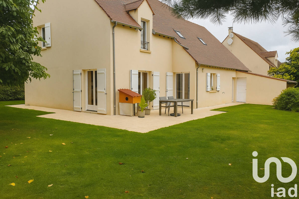 Photo 1 - Maison à GAZERAN