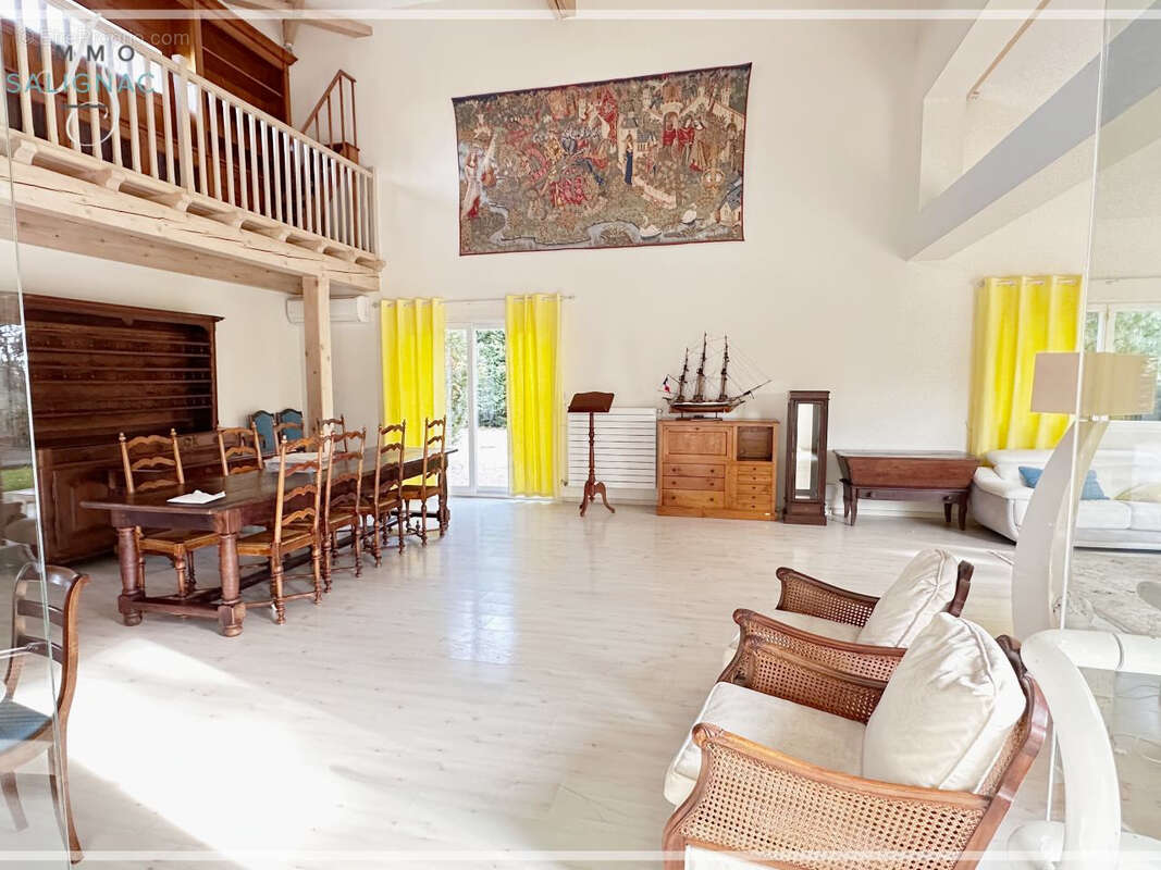 Maison à BOURG-EN-BRESSE