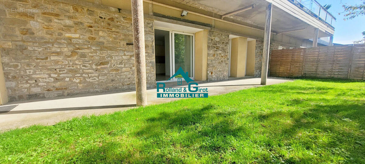 Appartement à SAINT-MEDARD-SUR-ILLE