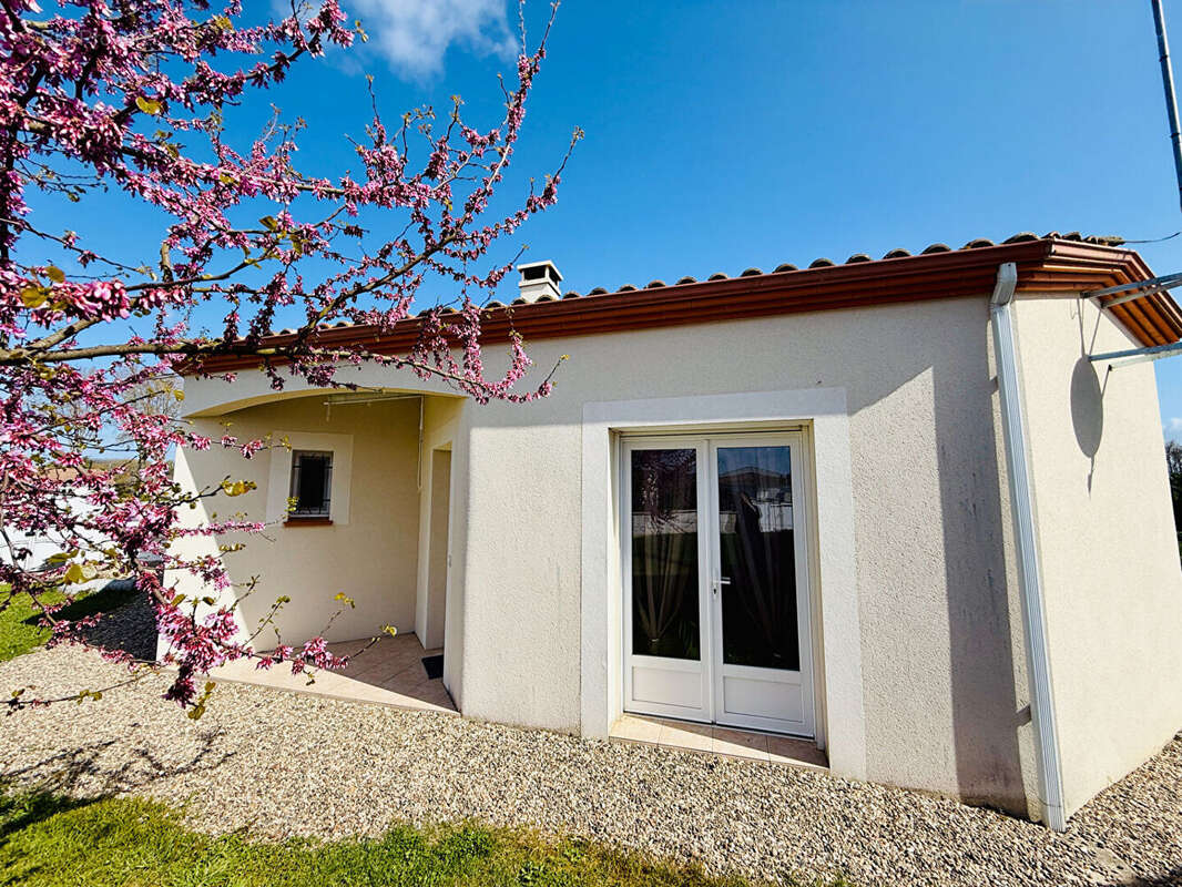 Maison à SAINT-SYLVESTRE-SUR-LOT