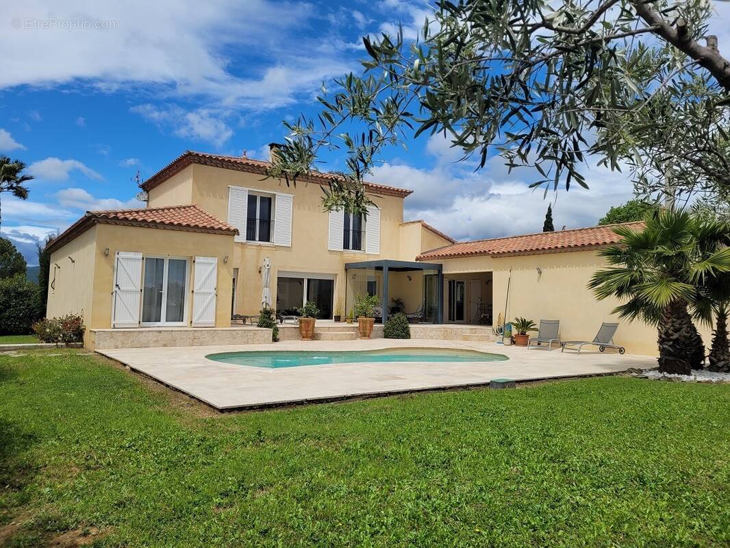Maison à SAINT-GENIES-DE-FONTEDIT