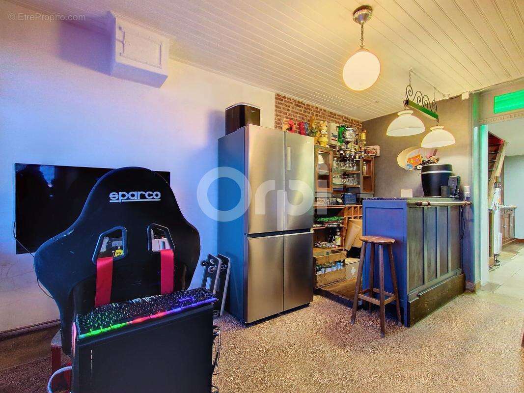 Maison à SAINT-BLIN